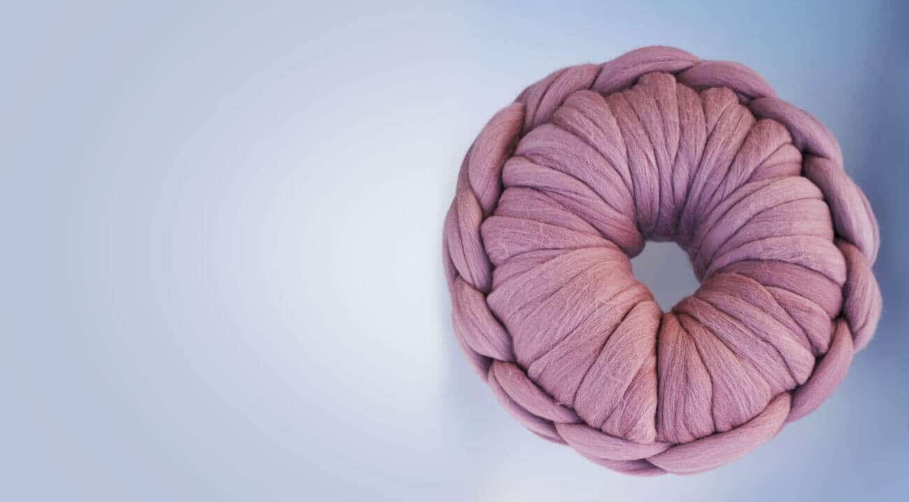 Wool donut cushion